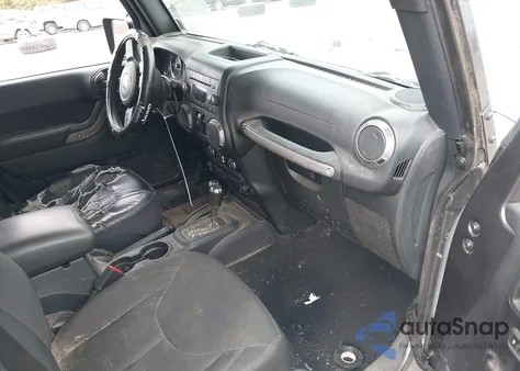 2016 Jeep Wrangler Unlimited Sport из США, поврежденный, VIN 1C4BJWDG8GL270294